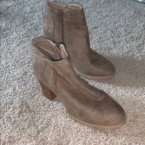 Brown suede ankle booties